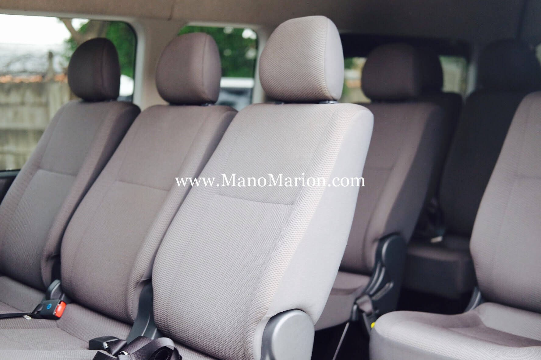 interior hiace 15 seat